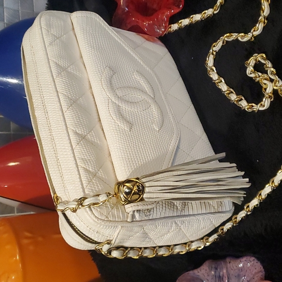 Chanel Bag with COA - Picture 15 of 16